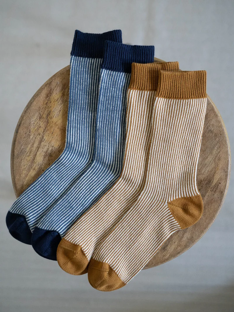 Gestreifte Jacquard Socken - creme senf