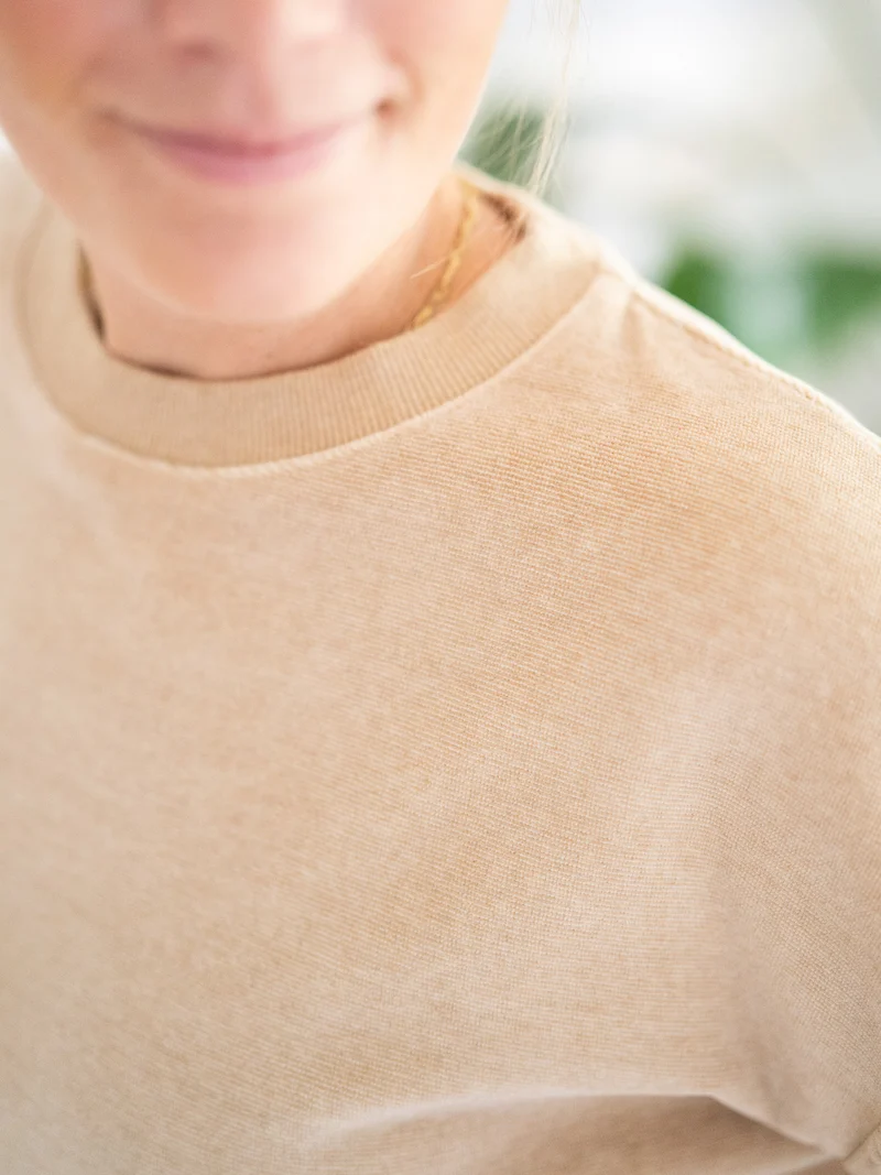 Frauen Samt Oversize Pullover - beige gelb geriffelt