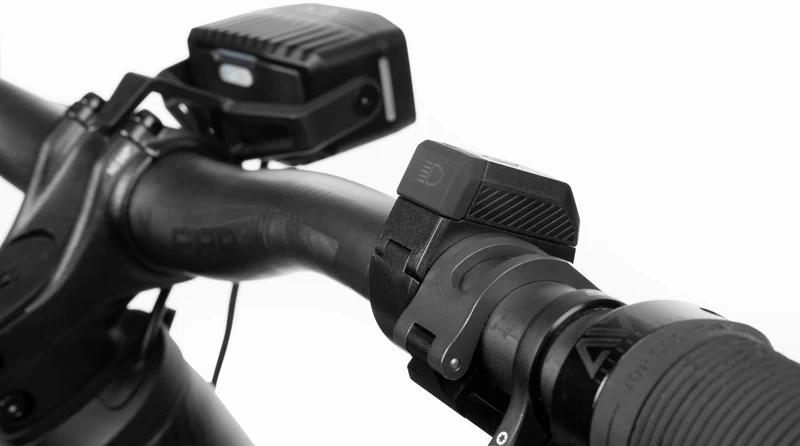 Acid E-Bike Frontlicht PRO-E 300 Lux Wide HB X-Connect black