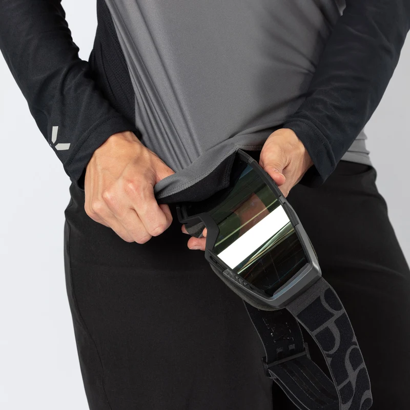 Damen Flow Lite 1.0 Henley schwarz-graphit