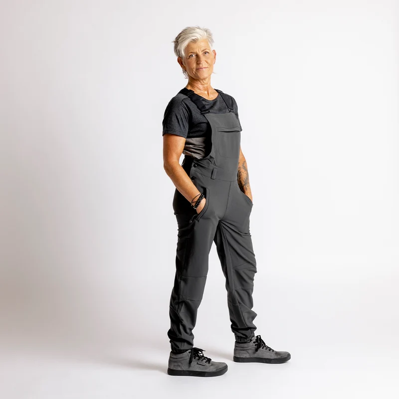 Women's Carve Latzhose anthrazit