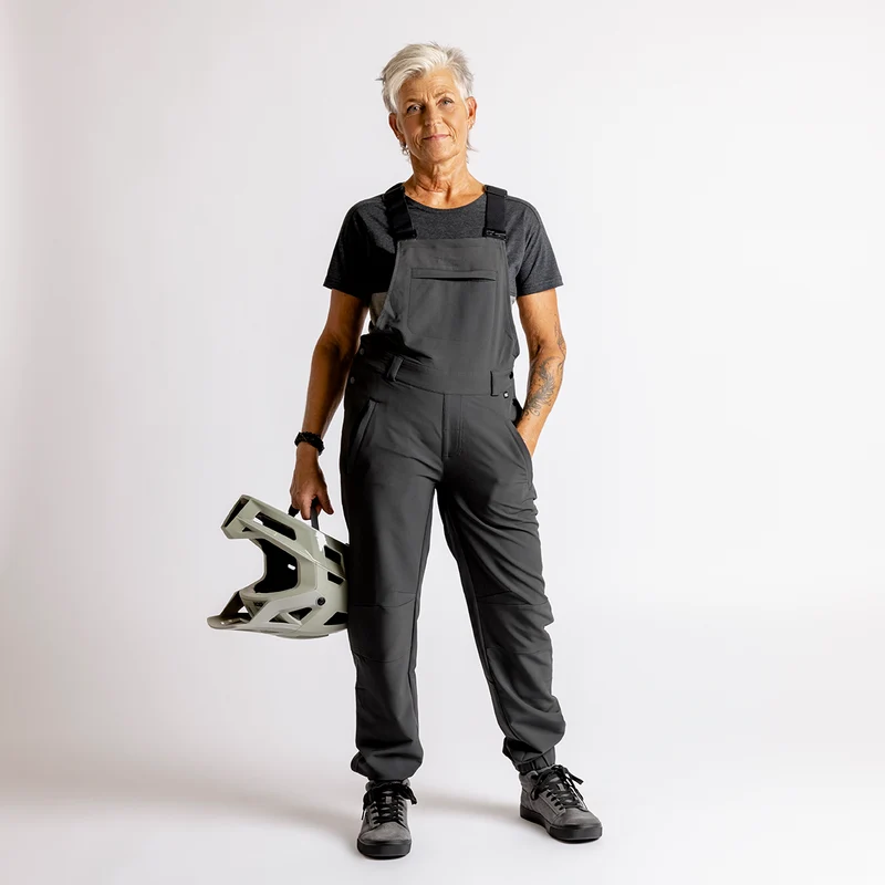 Women's Carve Latzhose anthrazit