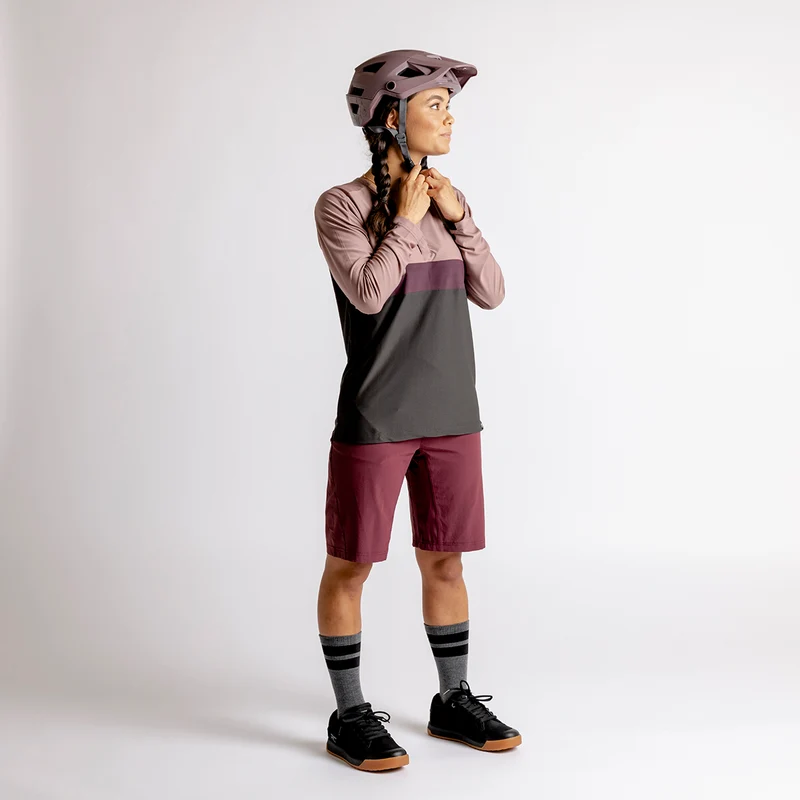 Women's Flow XTG Long Sleeve Henley anthrazit-raisin