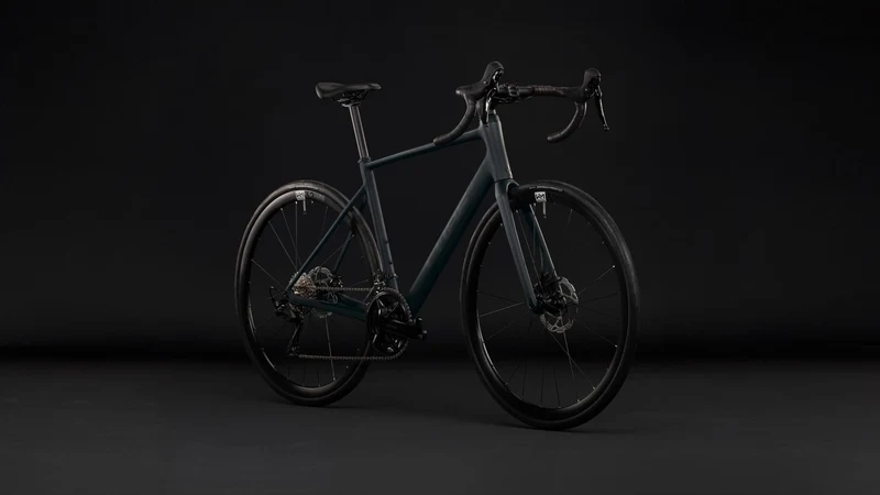Cube Attain SLX Rennrad Diamant 28" black´n´chrome