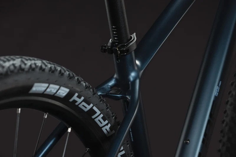 Cube Reaction SLX MTB Hardtail Diamant navyblack´n´black