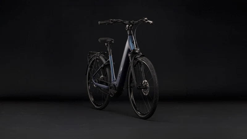 Cube Supreme Hybrid Deluxe ONE 600 Wh E-Trekkingbike Easy Entry navyblack´n´black