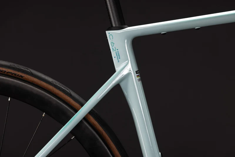Cube Attain C:62 Race Rennrad Diamant 28" frostymint´n´mint