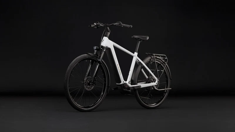 Cube Touring Hybrid ONE 600 Wh E-Trekkingbike Diamant 28" metallicwhite´n´chrome
