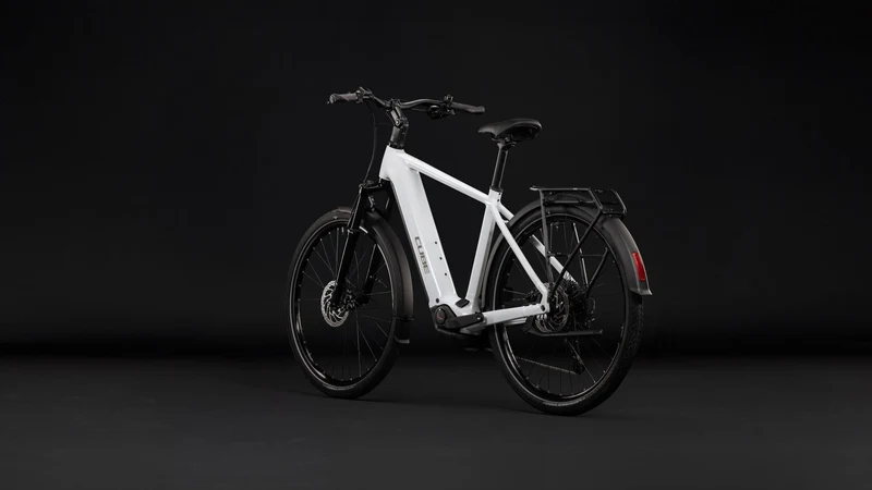 Cube Touring Hybrid ONE 600 Wh E-Trekkingbike Diamant 28" metallicwhite´n´chrome