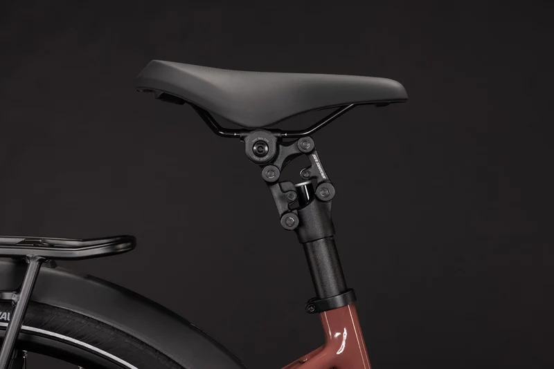 Cube Supreme Hybrid Comfort Pro 600 Wh E-Trekkingbike Easy Entry burgundy´n´claret