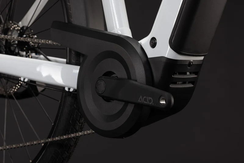 Cube Touring Hybrid ONE 600 Wh E-Trekkingbike Trapeze 28" metallicwhite´n´chrome