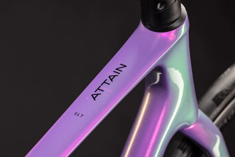 Cube Attain C:62 SLT Rennrad Diamant 28" cosmicpurple´n´black