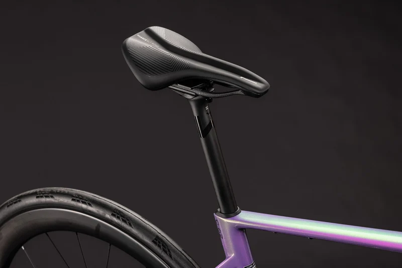 Cube Attain C:62 SLT Rennrad Diamant 28" cosmicpurple´n´black