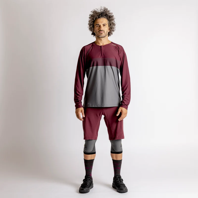 Flow XTG Long Sleeve Henley graphit-raisin