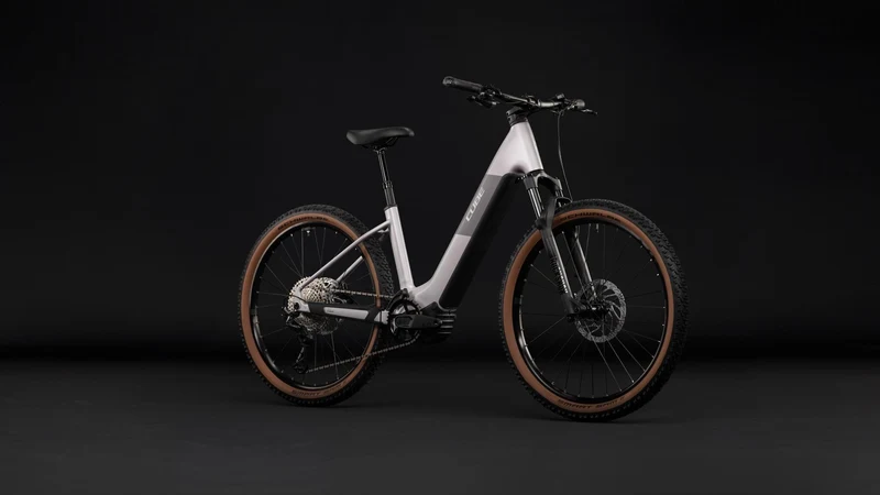 Cube Reaction Hybrid Pro 800 Wh E-Bike Hardtail Easy Entry 27,5" lilacbreeze´n´prizm