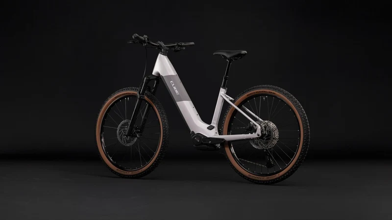 Cube Reaction Hybrid Pro 800 Wh E-Bike Hardtail Easy Entry 27,5" lilacbreeze´n´prizm