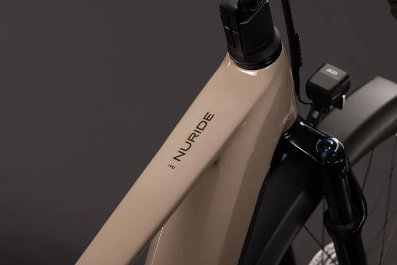 Cube Nuride Hybrid Pro 800 Wh E-Trekkingbike Diamant 28" cappuccino´n´black