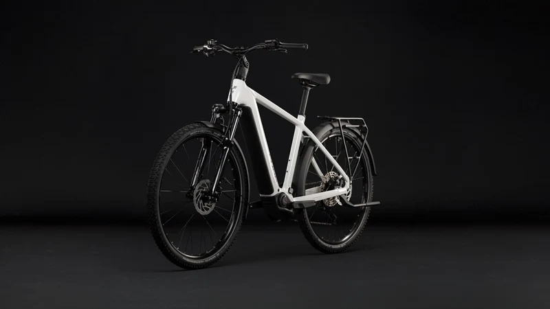 Cube Nuride Hybrid Performance 720 Wh E-Trekkingbike Diamant 28" metallicwhite´n´grey