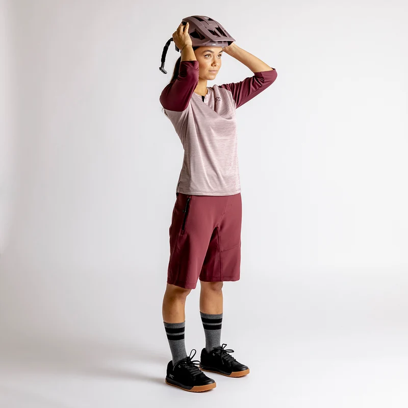 Women's Carve X 3/4 Henley taupe-raisin