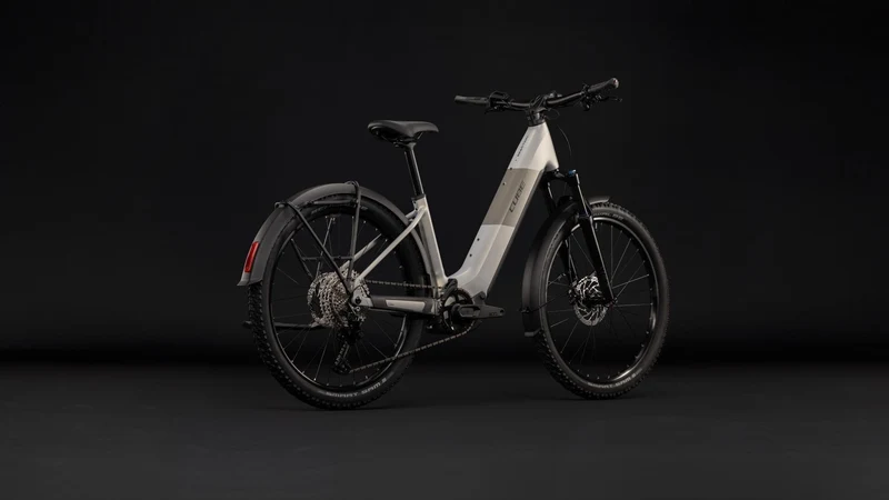Cube Reaction Hybrid ONE 720 Wh FE E-Bike Hardtail Easy Entry 27,5" pearlsilver´n´chrome