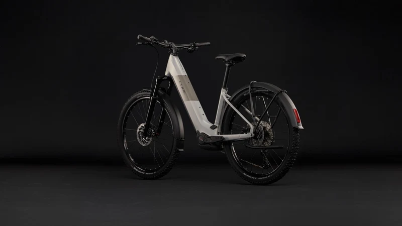 Cube Reaction Hybrid ONE 720 Wh FE E-Bike Hardtail Easy Entry 27,5" pearlsilver´n´chrome