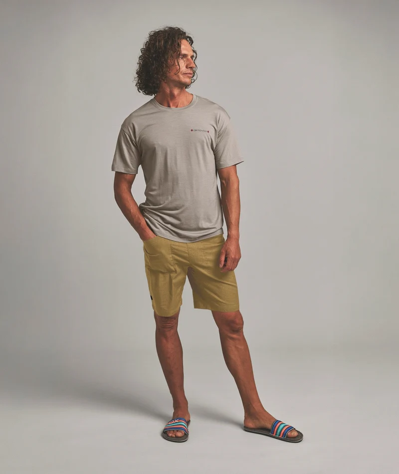 AFFINITY SHORTS M