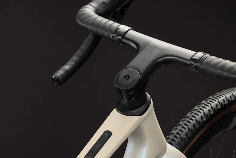 Cube Nuroad C:62 SLX Gravelbike Diamant 28" glintsand´n´black