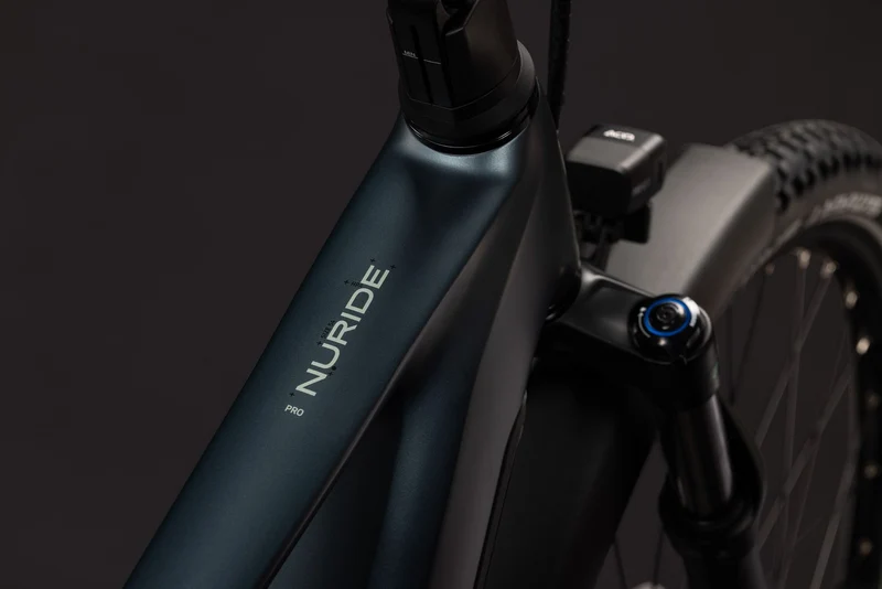 Cube Nuride Hybrid Pro 800 Wh E-Trekkingbike Diamant 28" deepteal´n´blue
