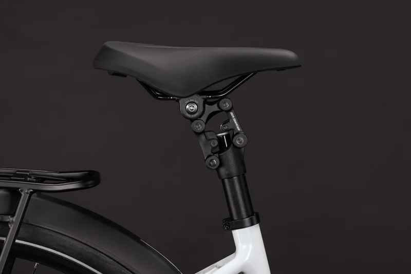 Cube Supreme RT Hybrid Comfort EX 600 Wh E-Trekkingbike Easy Entry metallicwhite´n´reflex
