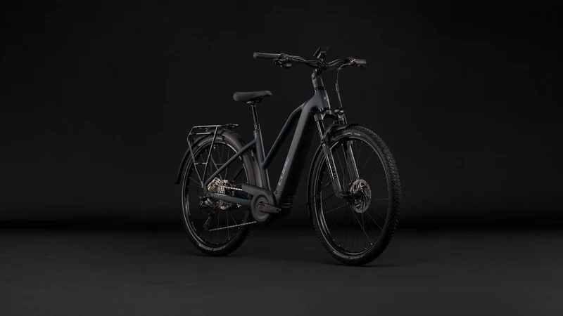 Cube Nuride Hybrid EXC 800 Wh E-Trekkingbike Trapeze 28" coal´n´chrome
