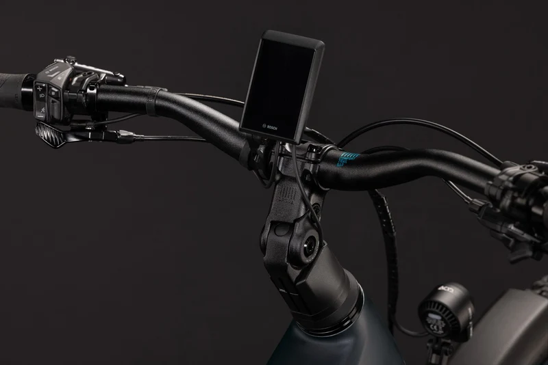 Cube Nuride Hybrid EXC 800 Wh E-Trekkingbike Trapeze 28" coal´n´chrome