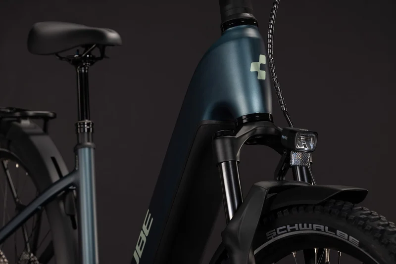 Cube Nuride Hybrid Pro 800 Wh E-Trekkingbike Easy Entry 28" deepteal´n´blue