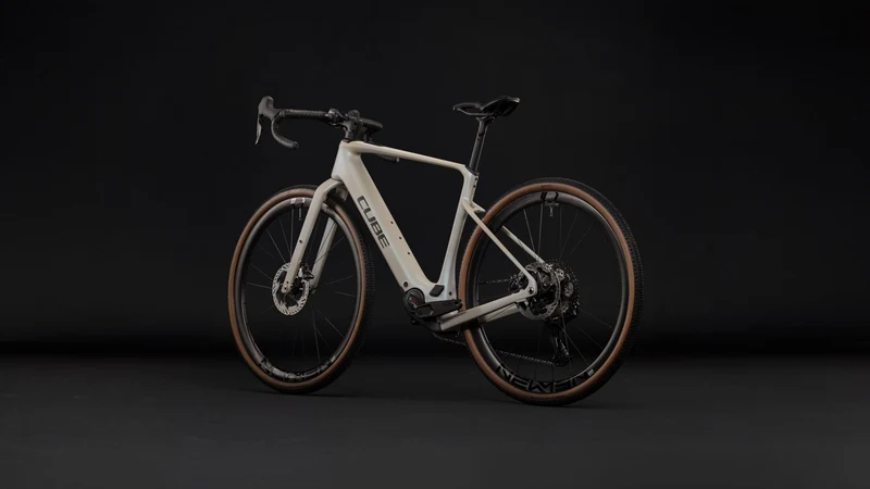 Cube Nuroad Hybrid C:62 SLX 400X Wh E-Gravelbike Diamant 28" glintsand´n´black