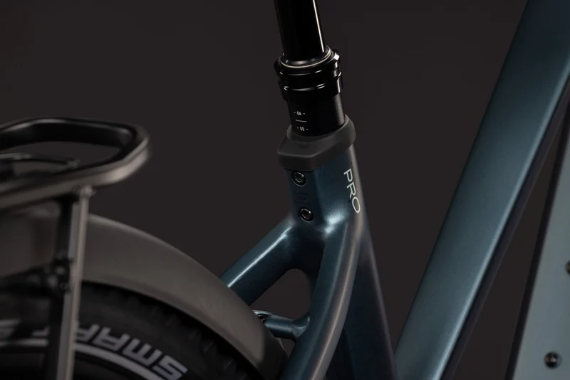 Cube Nuride Hybrid Pro 800 Wh E-Trekkingbike Trapeze 28" deepteal´n´blue