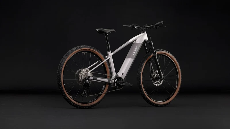 Cube Reaction Hybrid Pro 800 Wh E-Bike Hardtail Diamant lilacbreeze´n´prizm