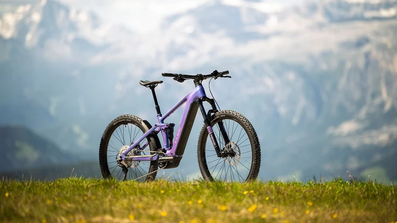Cube Stereo Hybrid ONE44 Pro 800 Wh E-Bike Fully blueiris´n´purple