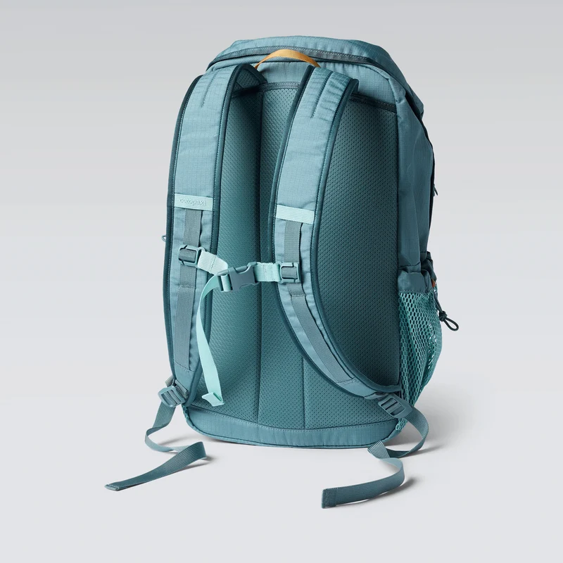 Clase 28L Daypack