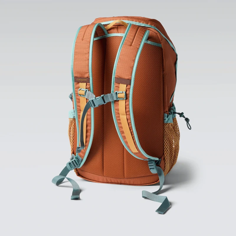Clase 28L Daypack