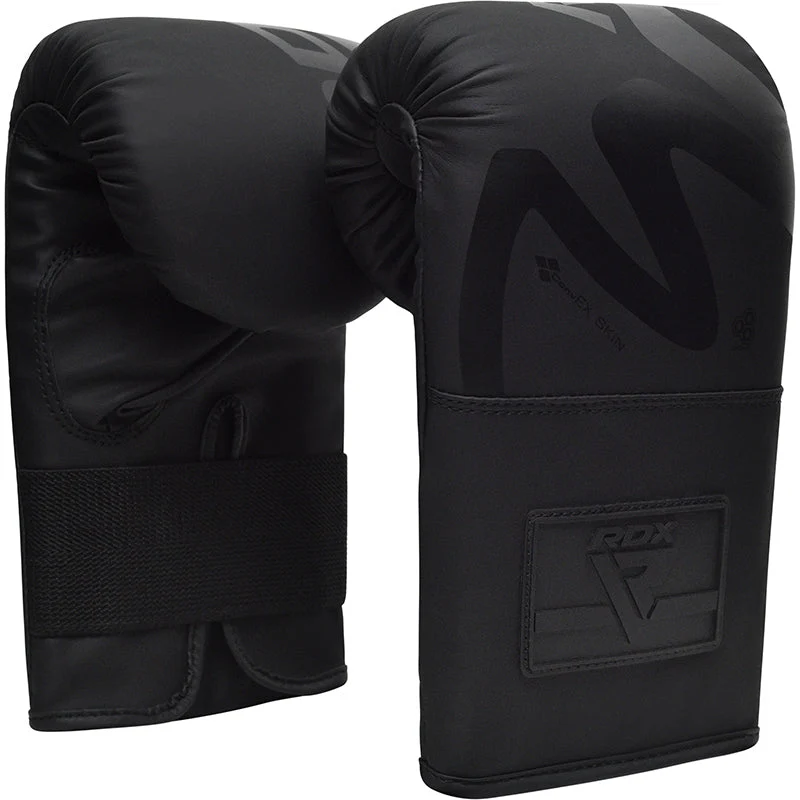 RDX F15 Noir Mattschwarze Sandsackhandschuhe 4oz