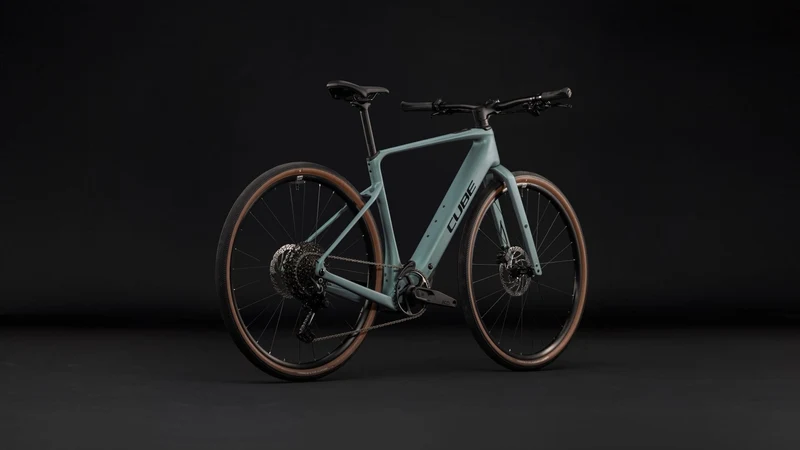 Cube Nulane Hybrid C:62 Race 400X Wh E-Gravelbike Diamant 28" seagrey´n´black