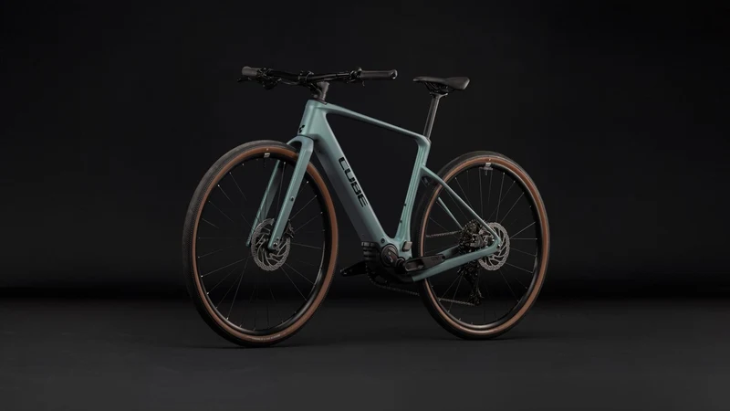 Cube Nulane Hybrid C:62 Race 400X Wh E-Gravelbike Diamant 28" seagrey´n´black