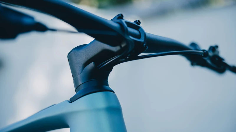 Cube Nulane Hybrid C:62 Race 400X Wh E-Gravelbike Diamant 28" seagrey´n´black