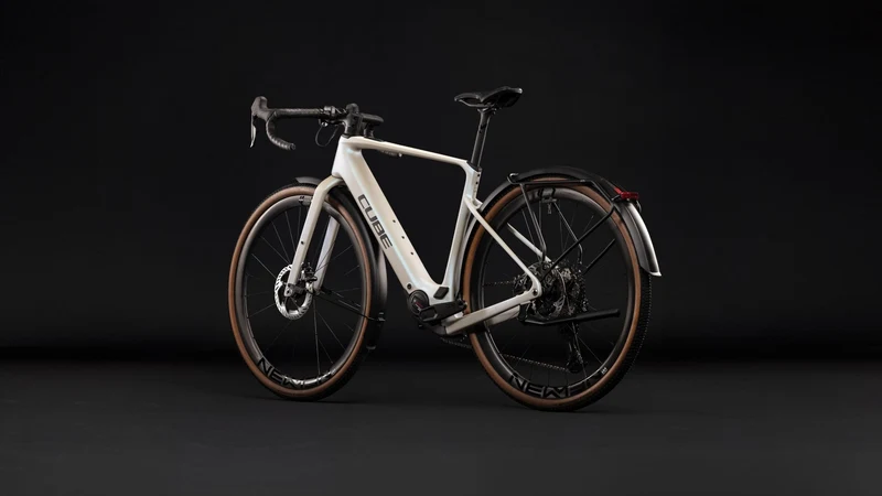 Cube Nuroad Hybrid C:62 SLX 400X Wh FE E-Gravelbike Diamant 28" glintsand´n´black