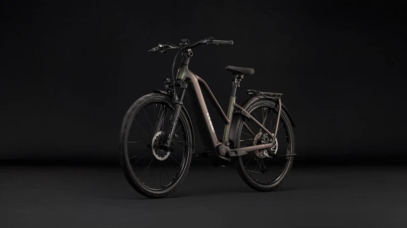 Cube Kathmandu Hybrid EXC 800 Wh E-Trekkingbike Trapeze 28" stellar´n´chrome