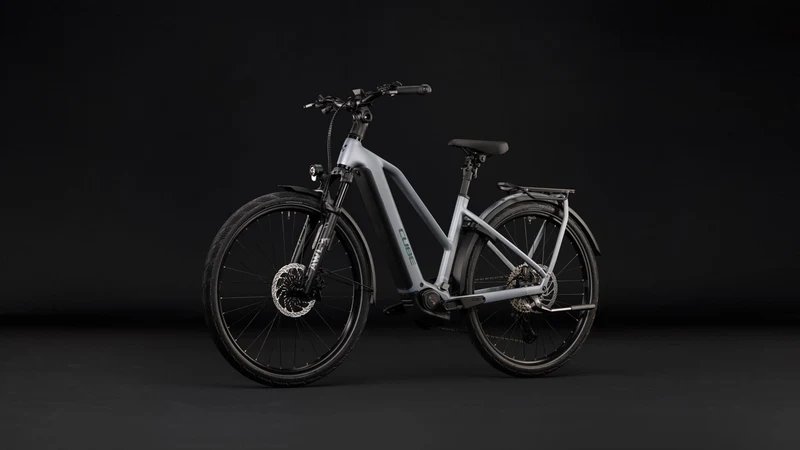 Cube Kathmandu Hybrid EXC 800 Wh E-Trekkingbike Trapeze 28" slategrey´n´chrome