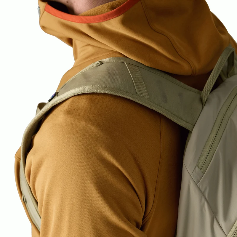 M's R1 Ultralight Hoody
