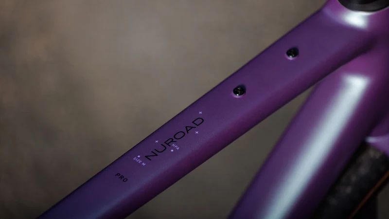 Cube Nuroad Pro Gravelbike Diamant mysticpurple´n´black
