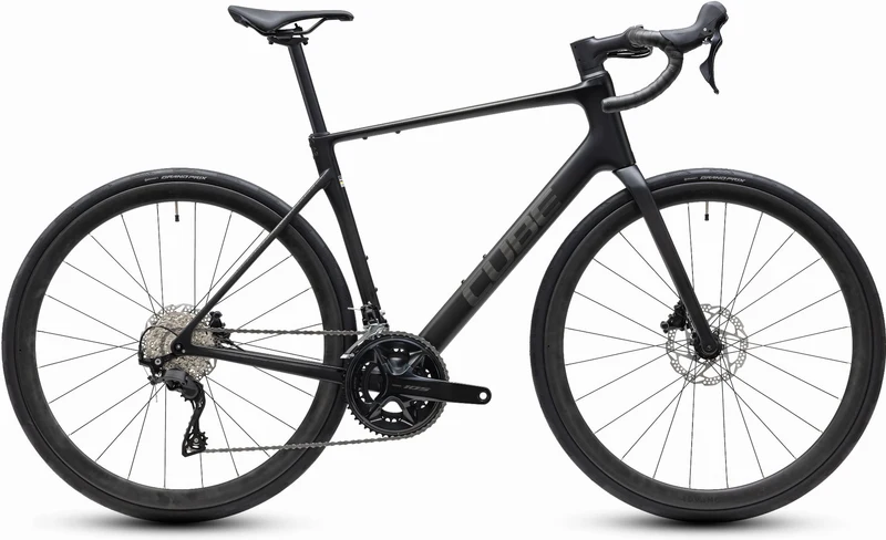Cube Attain C:62 Race Rennrad Diamant 28" carbon´n´coalchrome