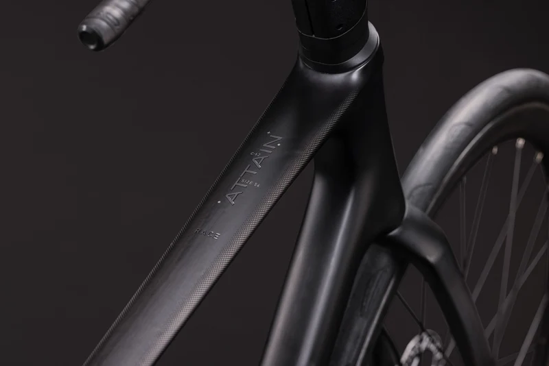 Cube Attain C:62 Race Rennrad Diamant 28" carbon´n´coalchrome