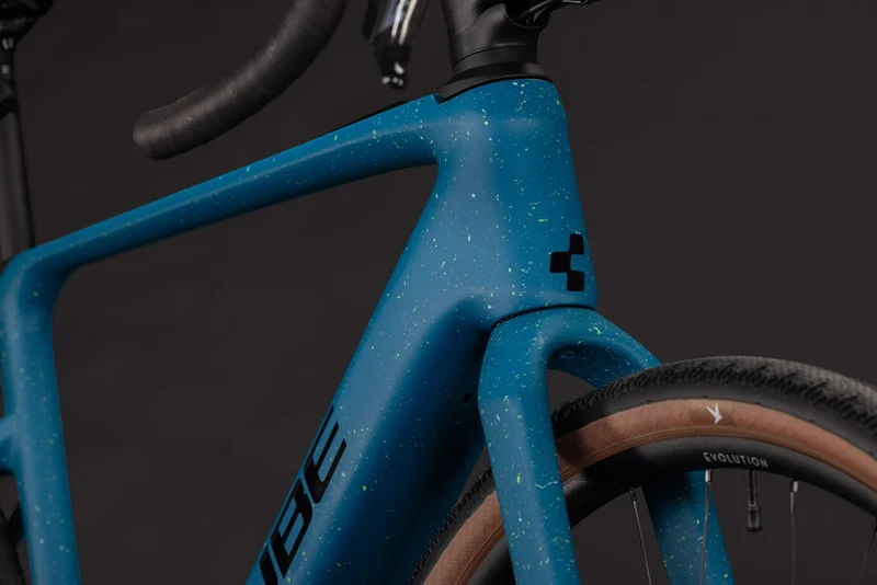 Cube Nuroad Hybrid C:62 EXC 400X Wh E-Gravel Rad Diamant 28" tropicalteal´n´black